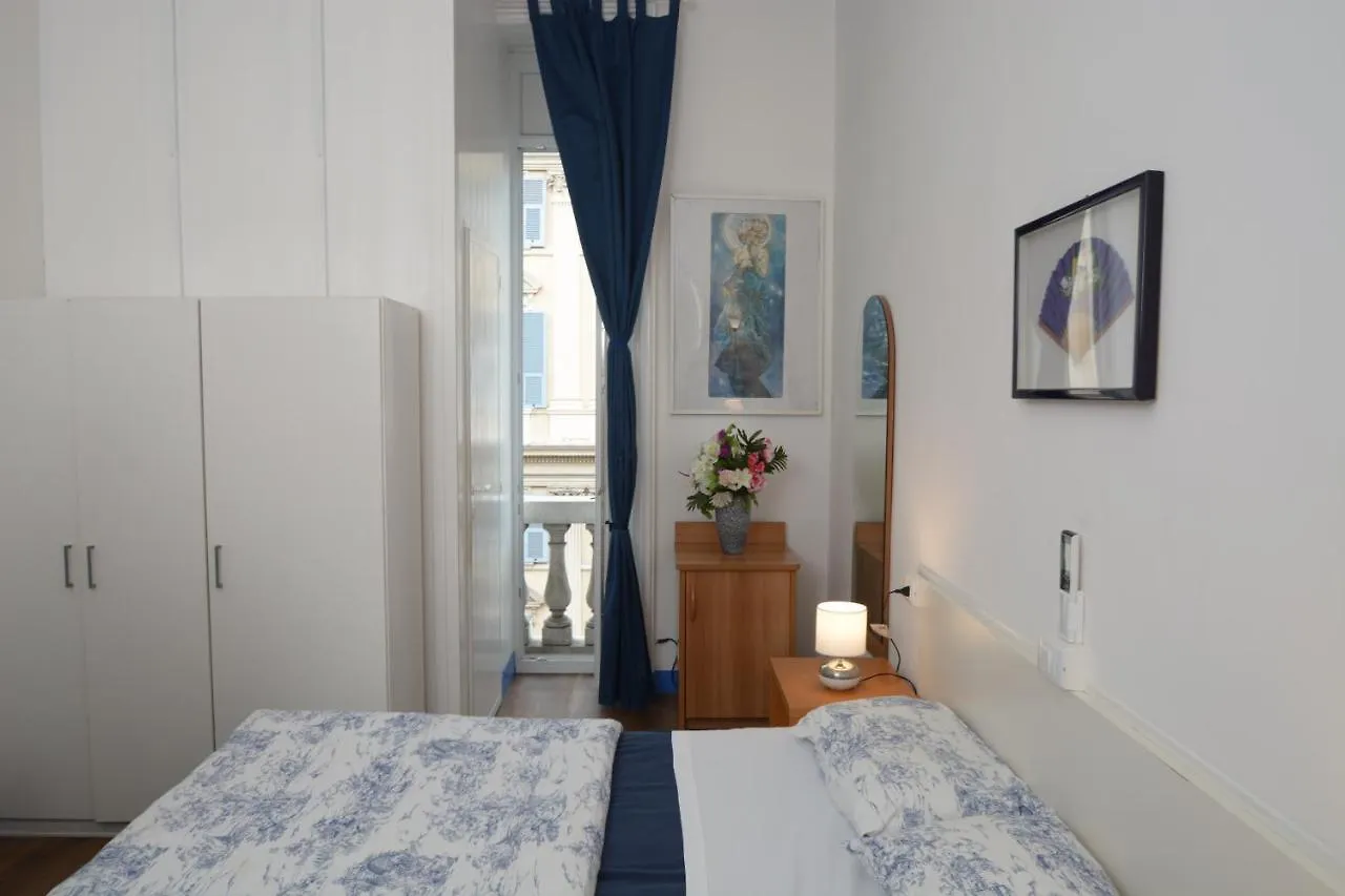 Olympia Hotel Genoa 2*,