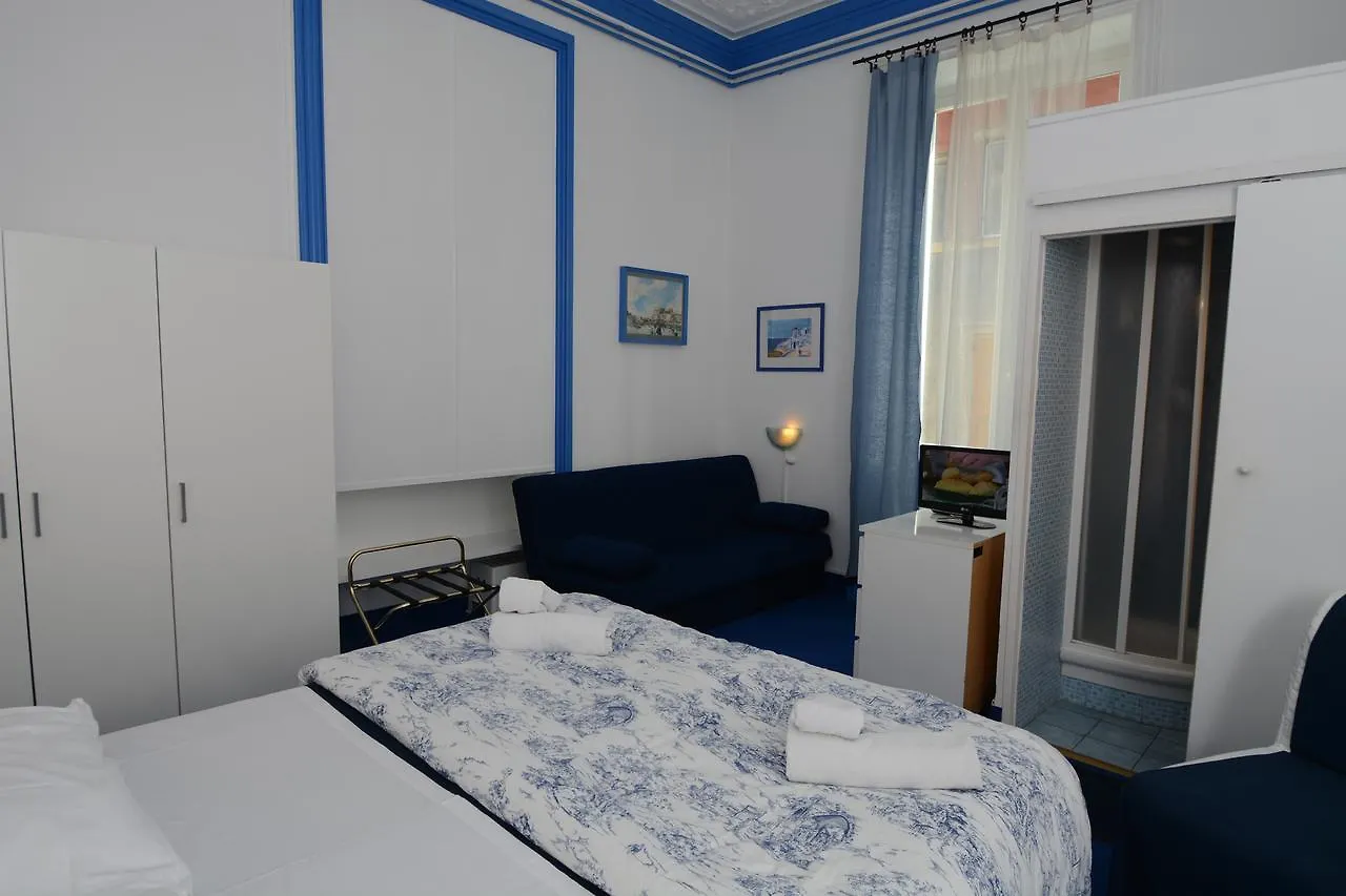 Olympia Hotel Genoa 2*,  Italy